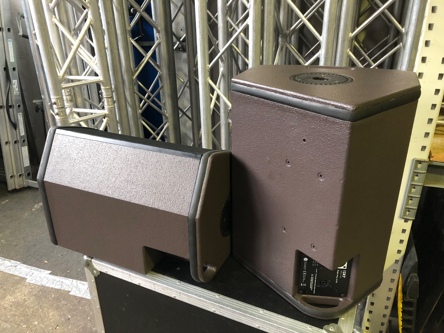 Lacoustics 12XT 1099 EUR GebrauchteVeranstaltungstechnik.de Der