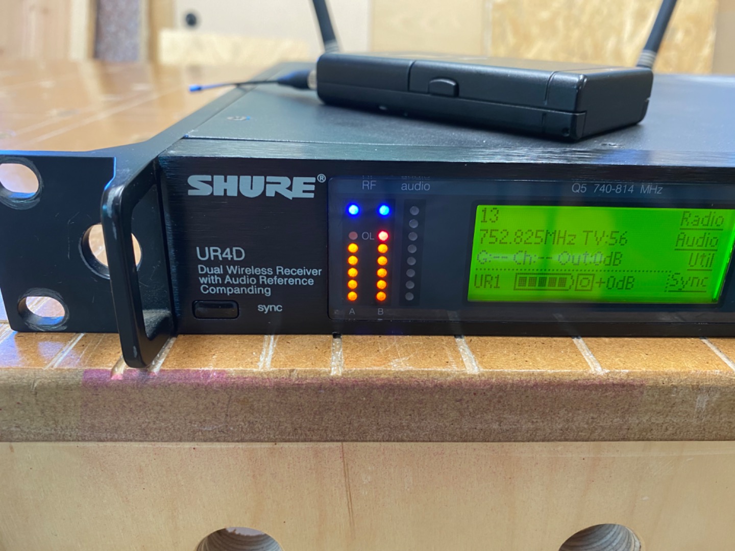 Ur4d Verkauft - Shure UR4D Dual Wireless Receiver mit 2x UR1, Q5 | 549,00 ...