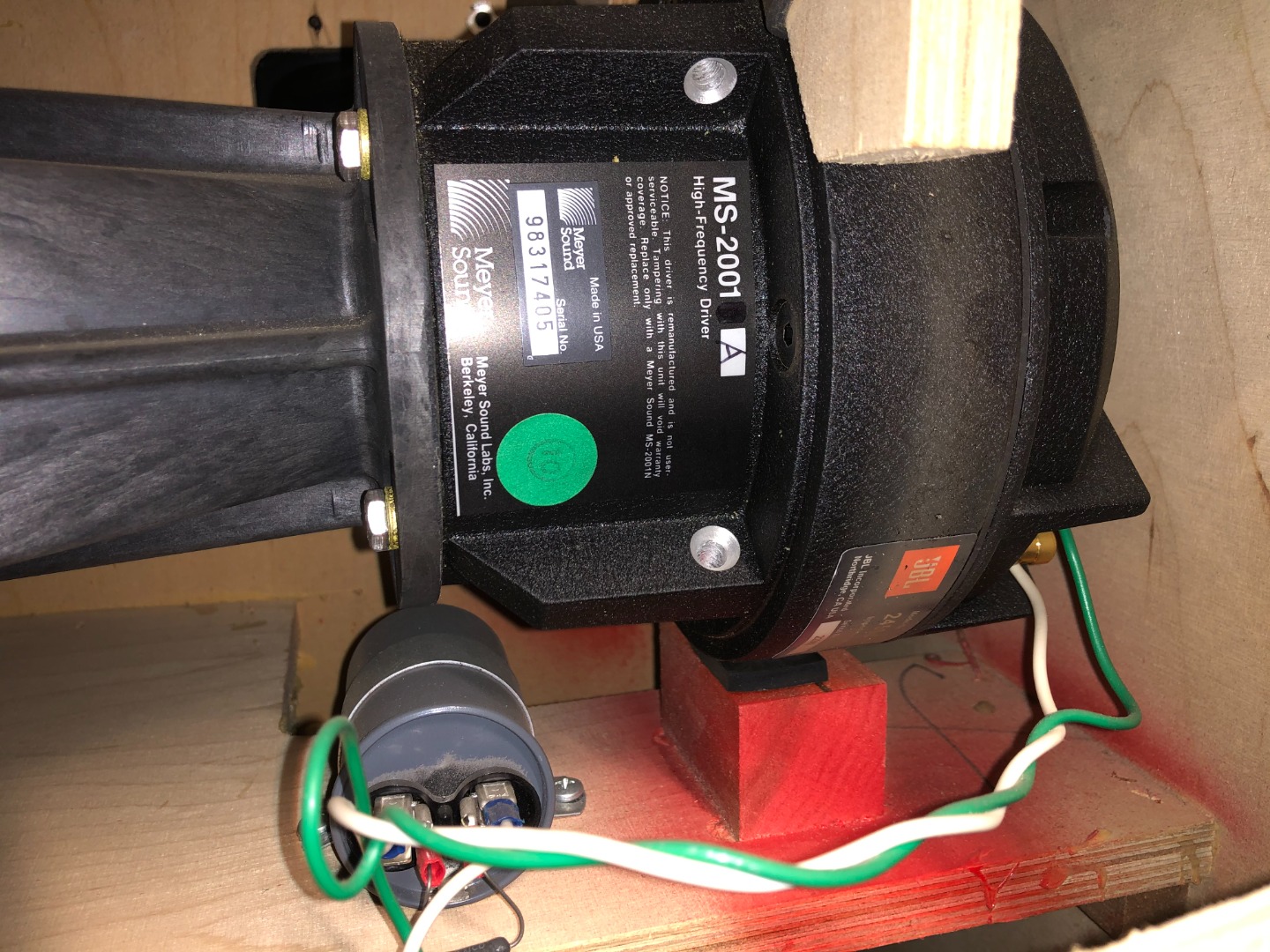 Meyer Sound powered: 2x MSL-4 12\