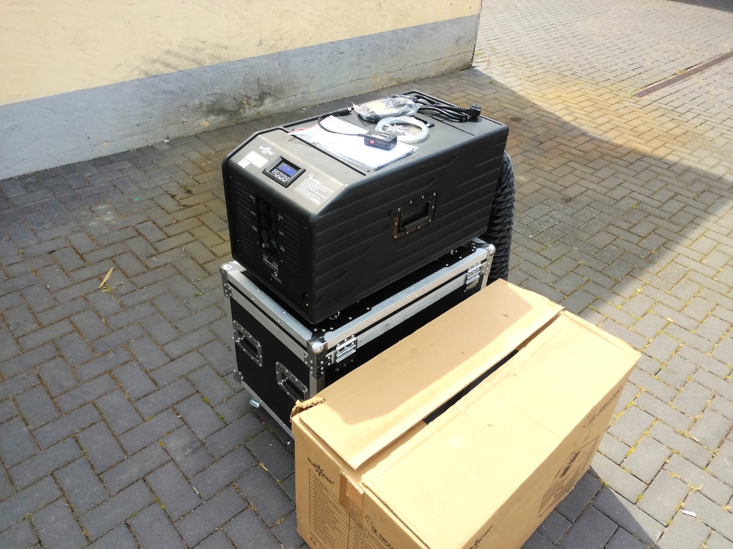 DJ Power X-SW2200 Bodennebelmaschine Low Fog | 1260,50 EUR - Gebrauchte ...