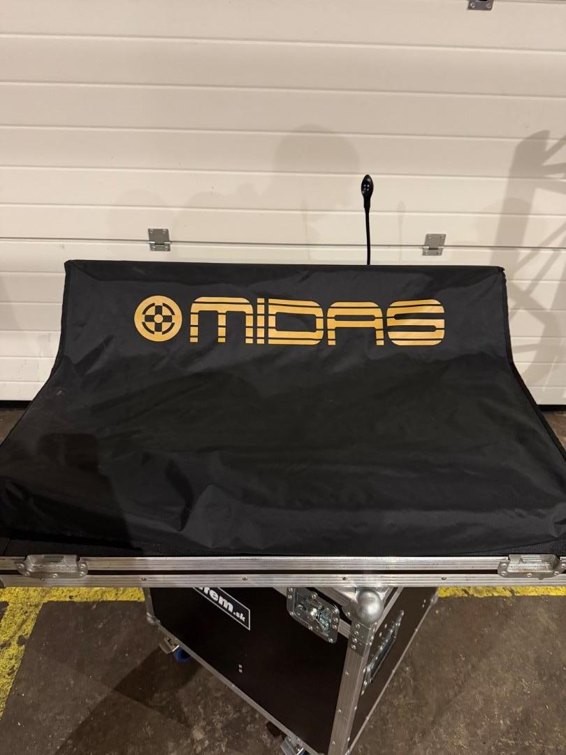 MIDAS M32 Midas M32 Digital Mixer + Thon Flight Case + Dante – Barely ...