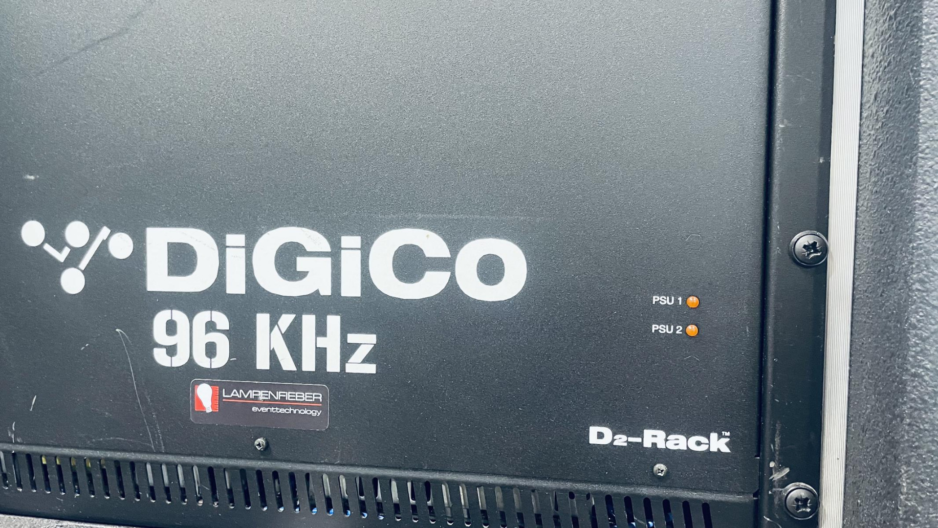 DiGiCo S31+ Vers. 3.0 SET / Case / D2 Rack (No Touring) | 8490 EUR ...