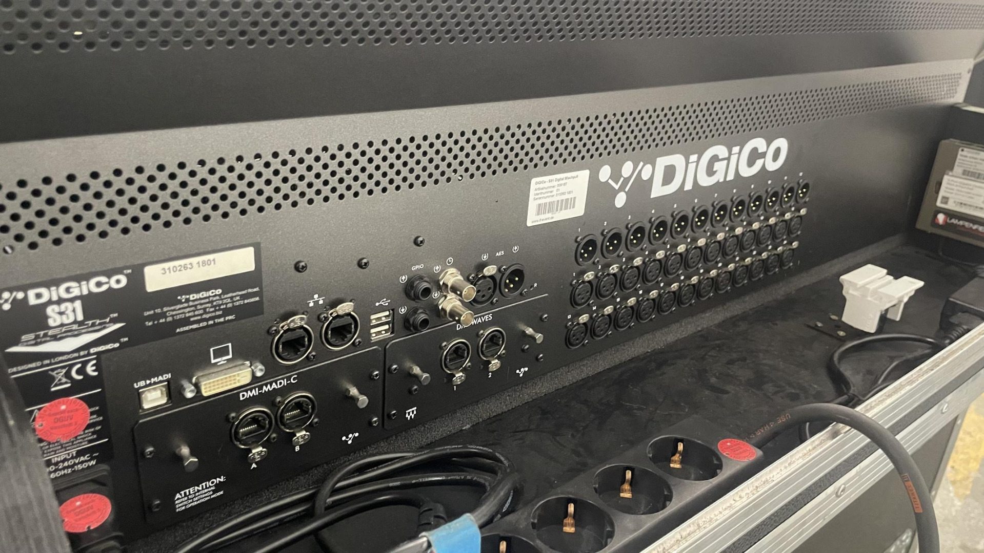 DiGiCo S31+ Vers. 3.0 SET / Case / D2 Rack (No Touring) | 8490 EUR ...