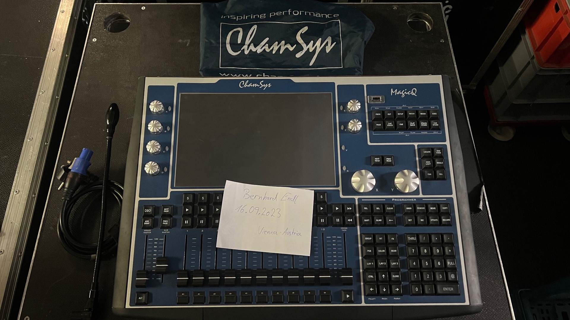 Chamsys MQ80 MagicQ 80 | 4300 EUR - Gebrauchte-Veranstaltungstechnik.de ...