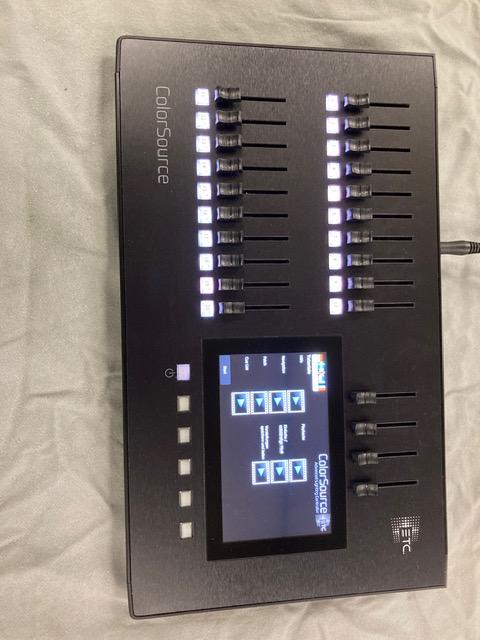 ETC Colorsource 20 Console | 800 EUR - Gebrauchte-Veranstaltungstechnik ...
