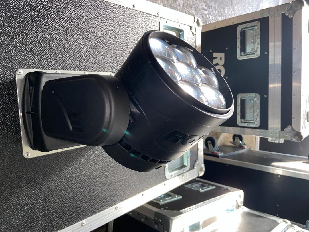 Robe LEDBeam 150 | 12600 EUR - Gebrauchte-Veranstaltungstechnik.de ...