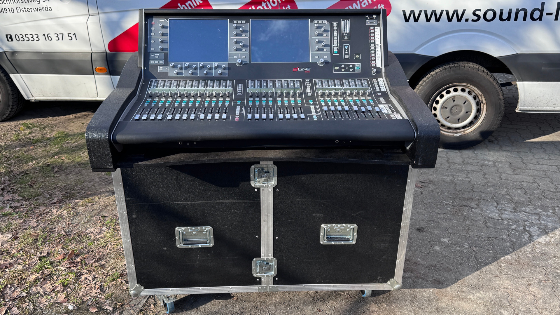 Allen&Heath DLive S5000 inkl. Flipcase + CDM32, DX168, USV, Stagerouter ...