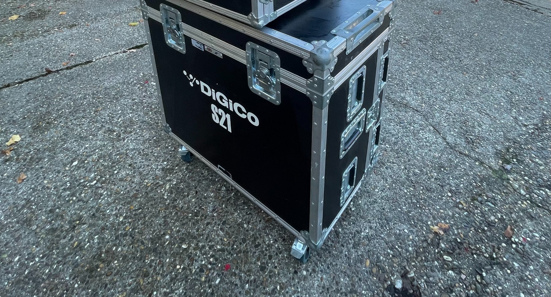 Digico S21 | 2950 EUR - Gebrauchte-Veranstaltungstechnik.de - Der ...