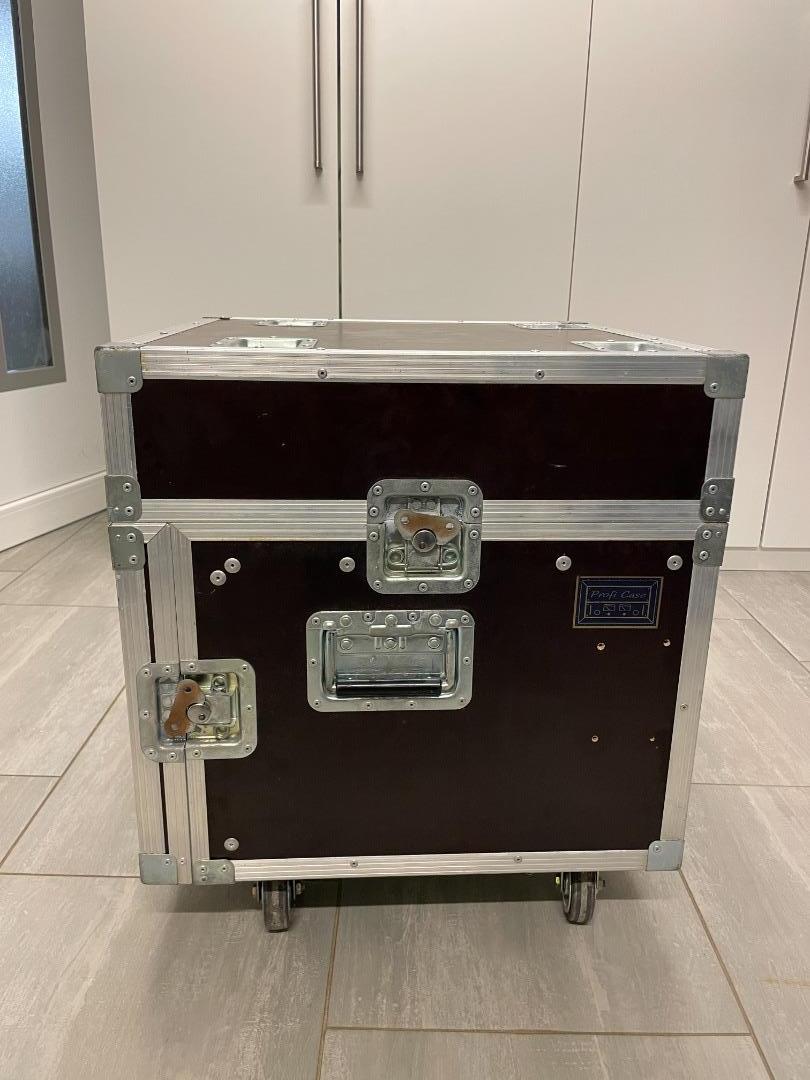 Rack für 19 Zoll Geräte mit 7 Höheneinheiten | 100 EUR - Gebrauchte ...