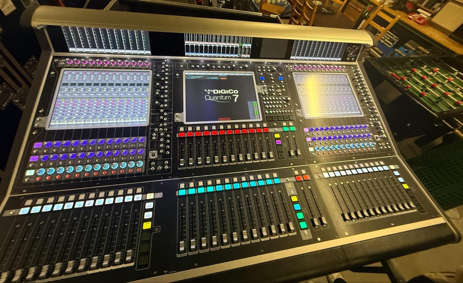 DiGiCo Quantum 7 | 65000 EUR - Gebrauchte-Veranstaltungstechnik.de ...