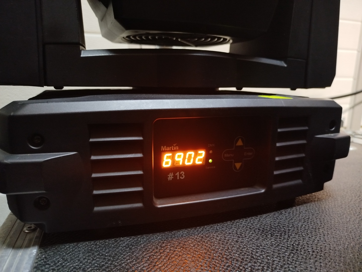 Martin MAC 350 Entour LED Moving Head | 1201 EUR - Gebrauchte ...